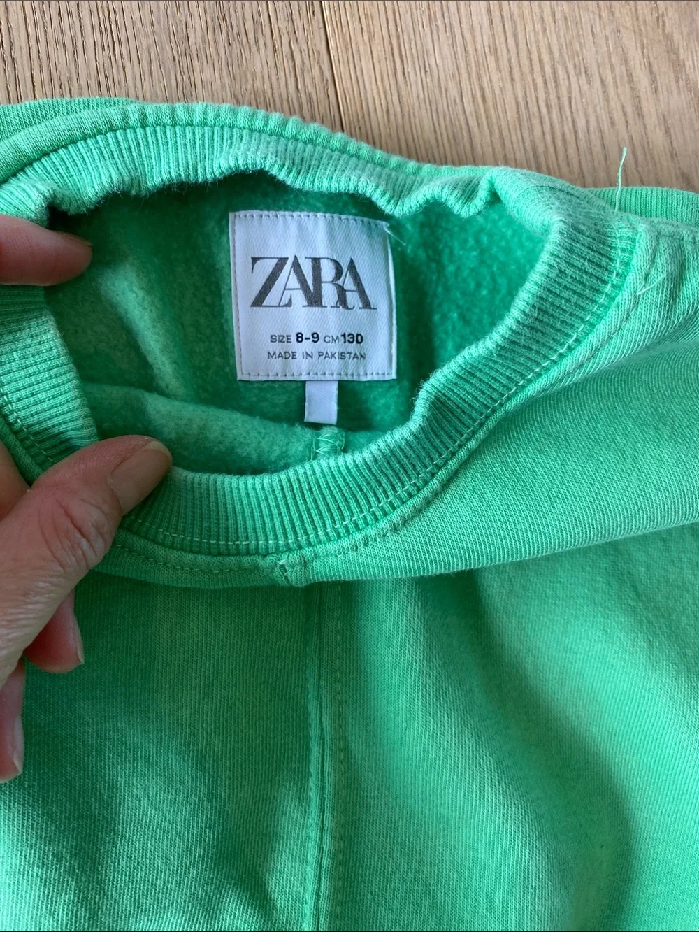 Zara Kids Bright Green Sweatshirt and Joggers Set